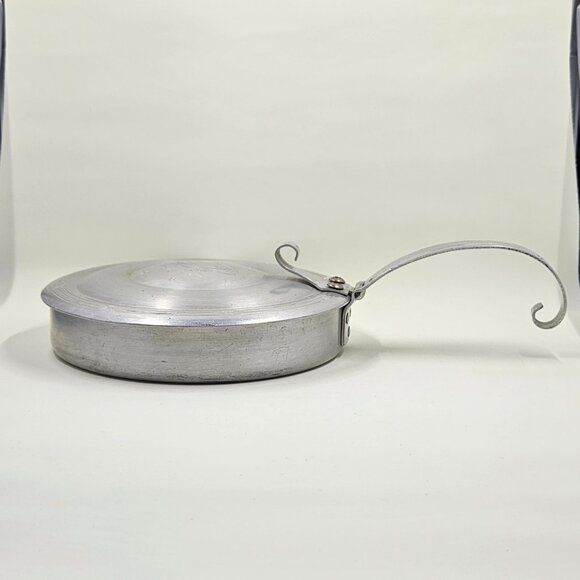 Vintage Aluminum Space Age Silent Butler - Picture 2 of 7